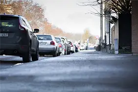 Hyr lokal och parkera nära oss eller ditt boende